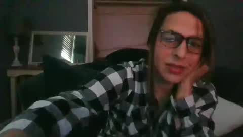 diana doll online show from November 13, 6:10 pm