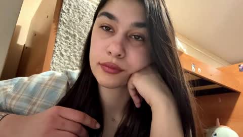 Lisa online show from March 22, 2:32 pm