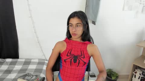 Snapshot of mazikeen_18 chatting on February 11, 1:30 pm mazikeen_18 online show from February 11, 1:30 pm