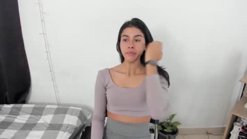 Snapshot of mazikeen_18 chatting on October 13, 12:40 pm mazikeen_18 online show from October 13, 12:40 pm