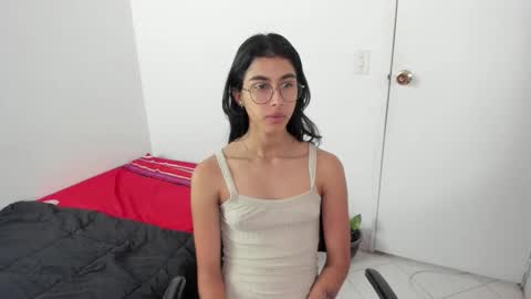 mazikeen_18 online show from January 13, 2:14 pm