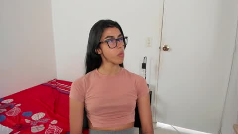 mazikeen_18 online show from June 2, 1:35 pm