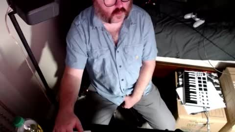 Darren online show from December 5, 4:34 am