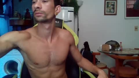 mdbisc online show from January 14, 8:59 pm