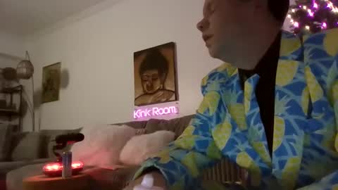 me2283 online show from December 23, 1:08 am