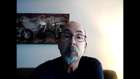 Snapshot of meathome3 chatting on January 30, 6:43 pm me at home online show from January 30, 6:43 pm
