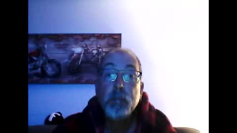 Snapshot of meathome3 chatting on September 26, 10:01 am me at home online show from September 26, 10:01 am