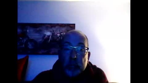 Snapshot of meathome3 chatting on October 9, 10:10 am me at home online show from October 9, 10:10 am
