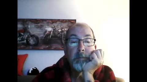 Snapshot of meathome3 chatting on September 21, 11:25 am me at home online show from September 21, 11:25 am