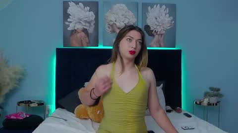 Medea online show from November 15, 7:10 am