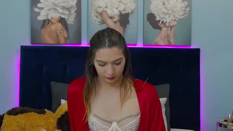 Medea online show from November 13, 6:16 am