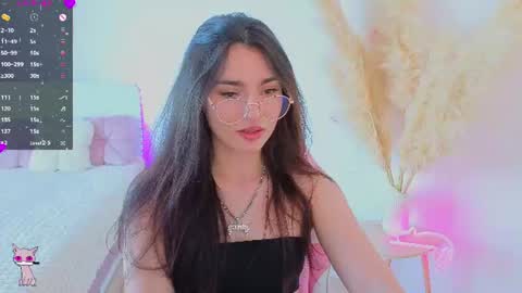 Dina online show from August 1, 3:57 pm