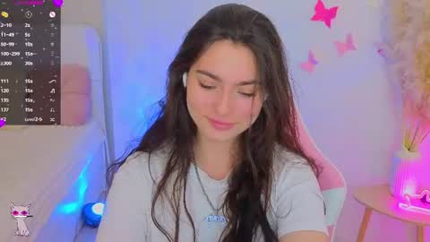 Dina online show from July 4, 8:01 pm