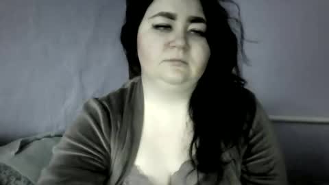 Snapshot of medjik_lool chatting on February 5, 6:45 am Oltereodora-lima online show from February 5, 6:45 am