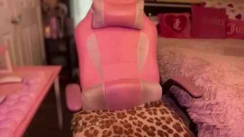 Southern Peach online show from April 9, 7:52 pm