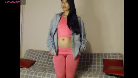 Snapshot of meg4nmiau chatting on February 26, 9:33 am Meg4n Miauuuu online show from February 26, 9:33 am