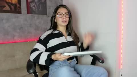 Megan Bluee online show from July 1, 2:42 am