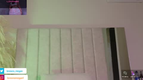 Megan  online show from March 29, 3:02 pm