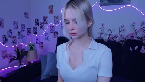 Megan and Anna online show from January 15, 5:11 pm