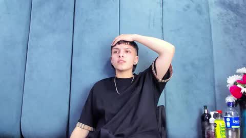 megan_thompsonn_ online show from February 25, 2:26 am