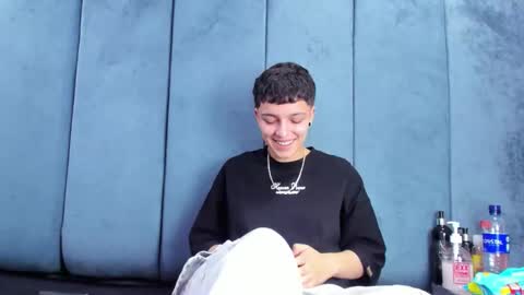 megan_thompsonn_ online show from March 27, 2:50 am