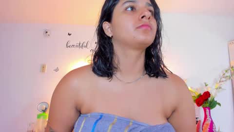 Snapshot of megan_whitte_01 chatting on September 12, 1:40 am megan white 01  online show from September 12, 1:40 am