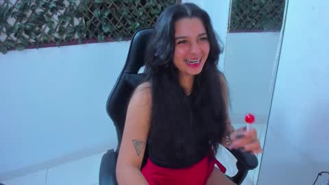 Snapshot of megan_whitte_01 chatting on March 10, 3:12 am megan white 01  online show from March 10, 3:12 am