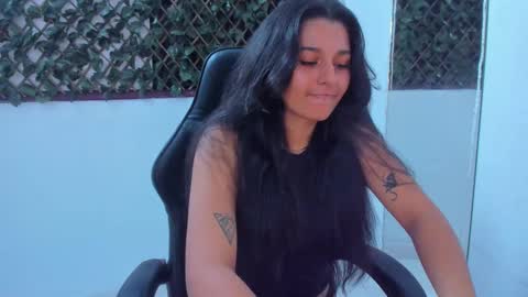 Snapshot of megan_whitte_01 chatting on March 10, 6:16 am megan white 01  online show from March 10, 6:16 am