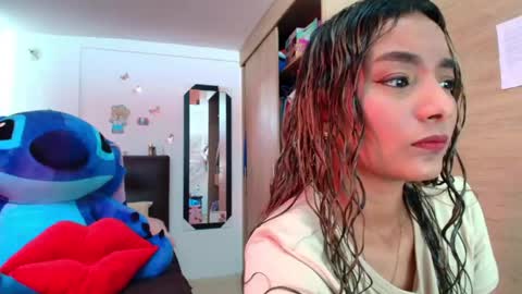 M E G A N   online show from April 17, 8:11 pm