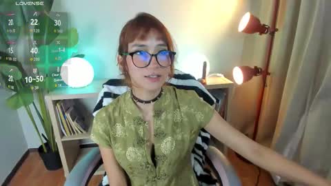 meganpeach_ online show from February 27, 1:15 pm