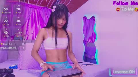 Snapshot of meganrouss7 chatting on October 3, 1:08 pm Megan online show from October 3, 1:08 pm