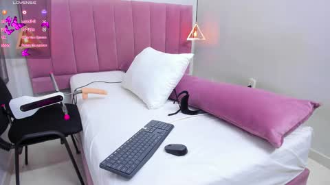 Megan  online show from February 20, 7:38 pm