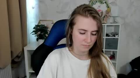 Megan online show from July 17, 11:01 am