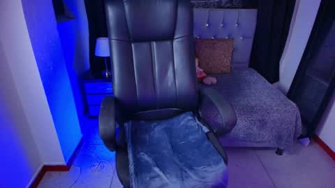 meggan online show from September 21, 5:22 am