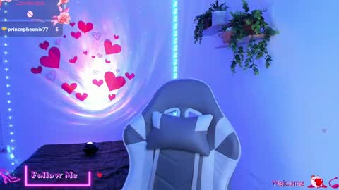   online show from April 9, 11:54 pm