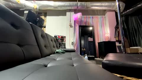 meghan online show from December 16, 11:50 pm