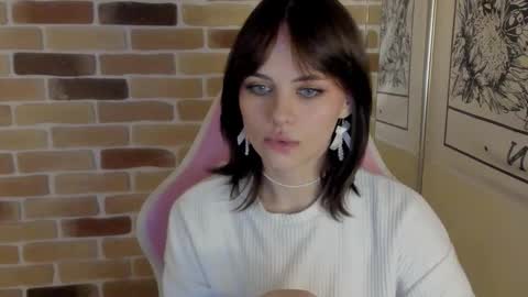 Katie  Payne online show from November 2, 3:23 pm