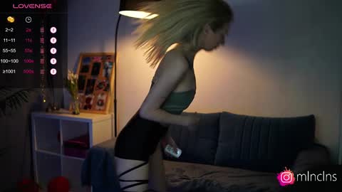 Snapshot of mel_collins chatting on March 12, 5:49 pm MELANIE PVT ONLY 60TK PER MIN online show from March 12, 5:49 pm