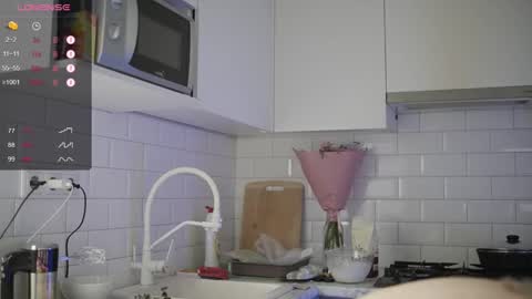 Snapshot of mel_collins chatting on December 13, 9:09 pm MELANIE PVT ONLY 60TK PER MIN online show from December 13, 9:09 pm