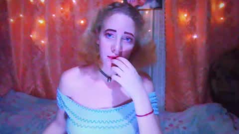 Mel Mellie online show from December 21, 9:04 pm