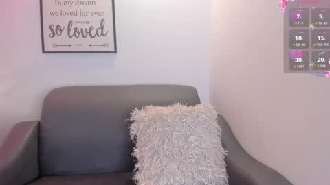 Snapshot of melan_owen chatting on September 29, 10:58 am melan_owen online show from September 29, 10:58 am