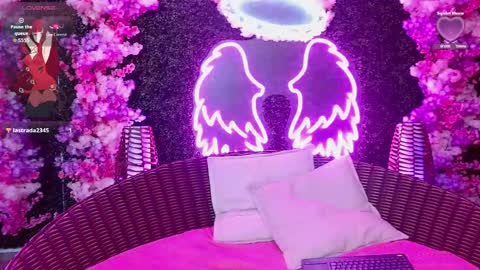 Melanie online show from September 15, 11:39 pm