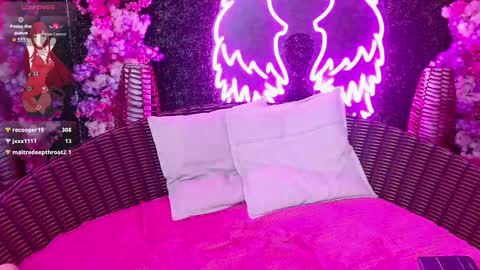 Melanie online show from September 19, 11:30 pm