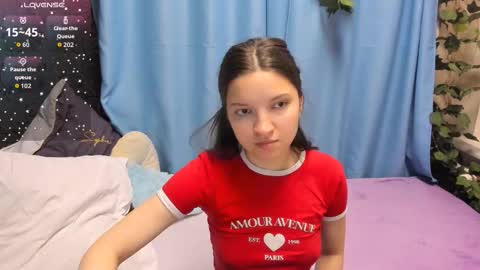 Melanie online show from October 30, 9:21 am