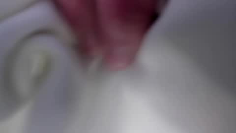 Snapshot of melanie_roux_ chatting on October 15, 11:44 am Melanie roux online show from October 15, 11:44 am