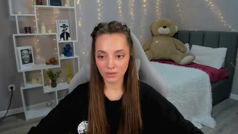 MelanieAlves online show from February 11, 12:31 pm