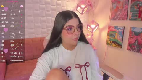 melaniegrayx online show from June 18, 2:55 pm