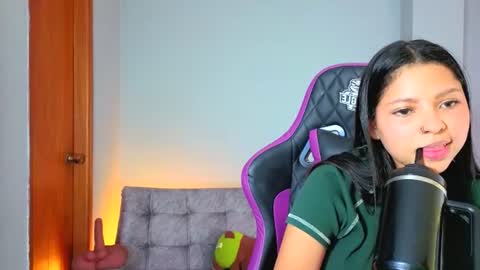 melanimorgan1 online show from June 29, 2:19 am