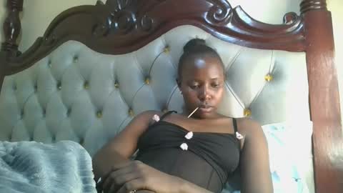 melaninblue online show from January 6, 5:50 pm