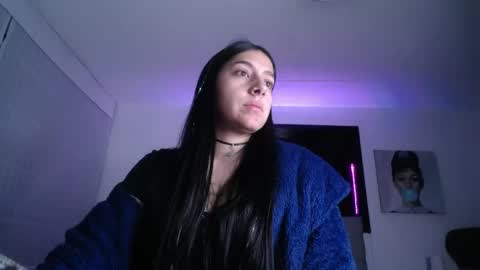 melanny_petite online show from April 21, 12:34 pm